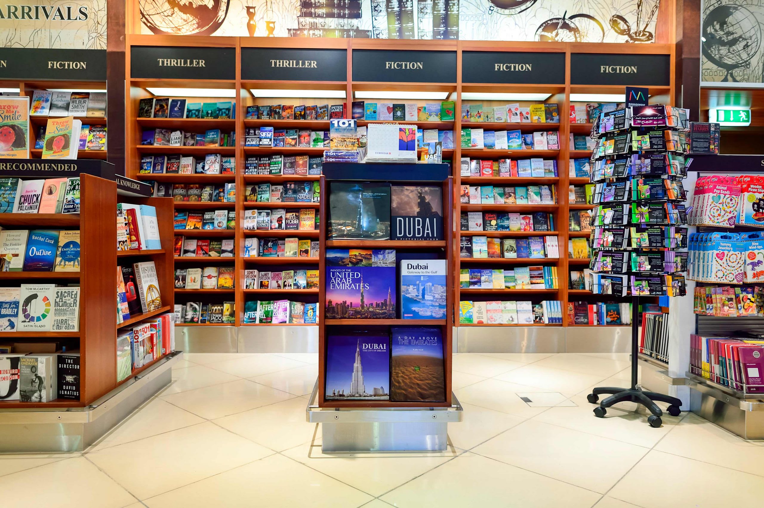У затишній книгарні можна проводити години у пошуках тієї самої книги. Джерело: Shutterstock