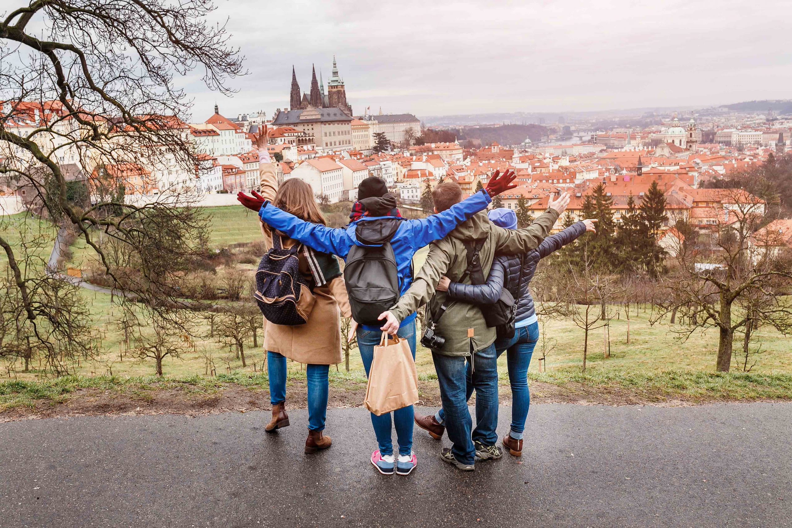 Акліматизацію в новому середовищі полегшує вивчення чеської мови відразу після прибуття в країну. Джерело фото: Shutterstock.